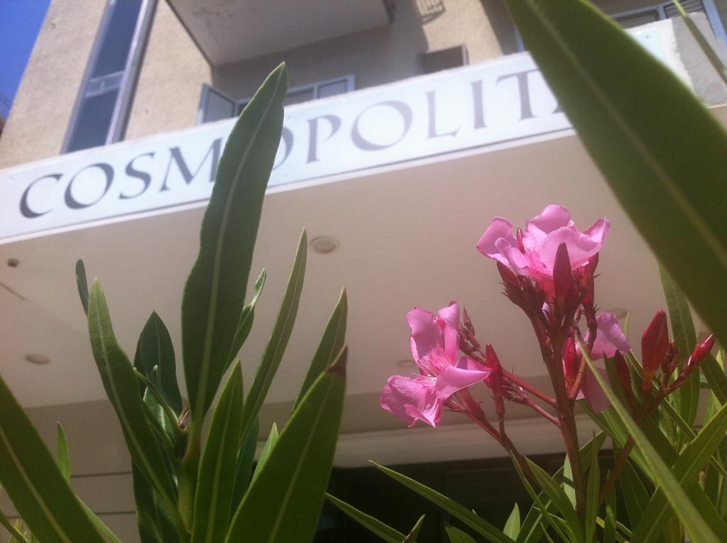 Hotel Cosmopolita Rimini Exterior photo